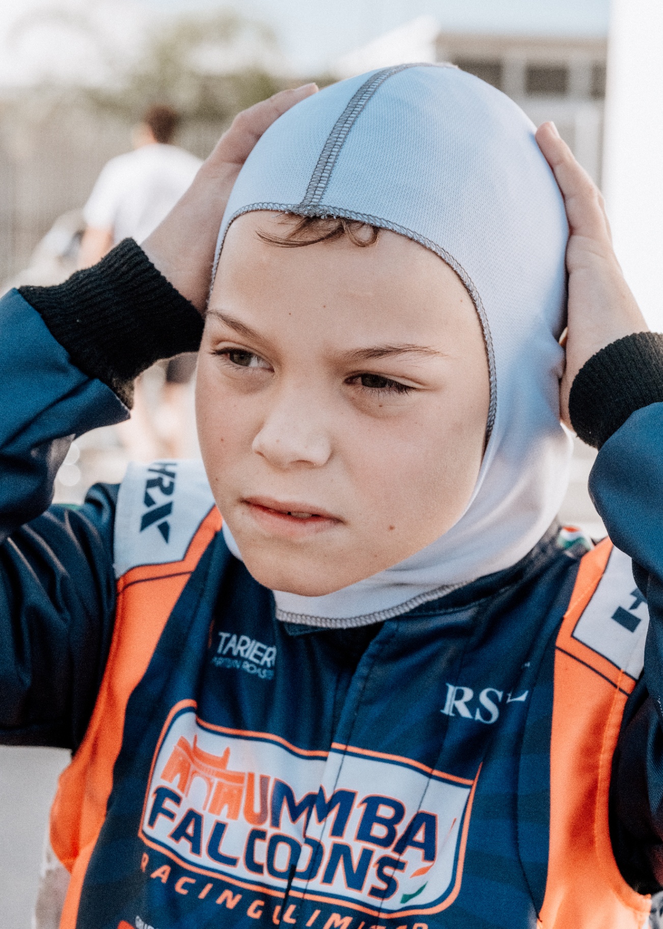 Close portrait of Guido preparing before a session